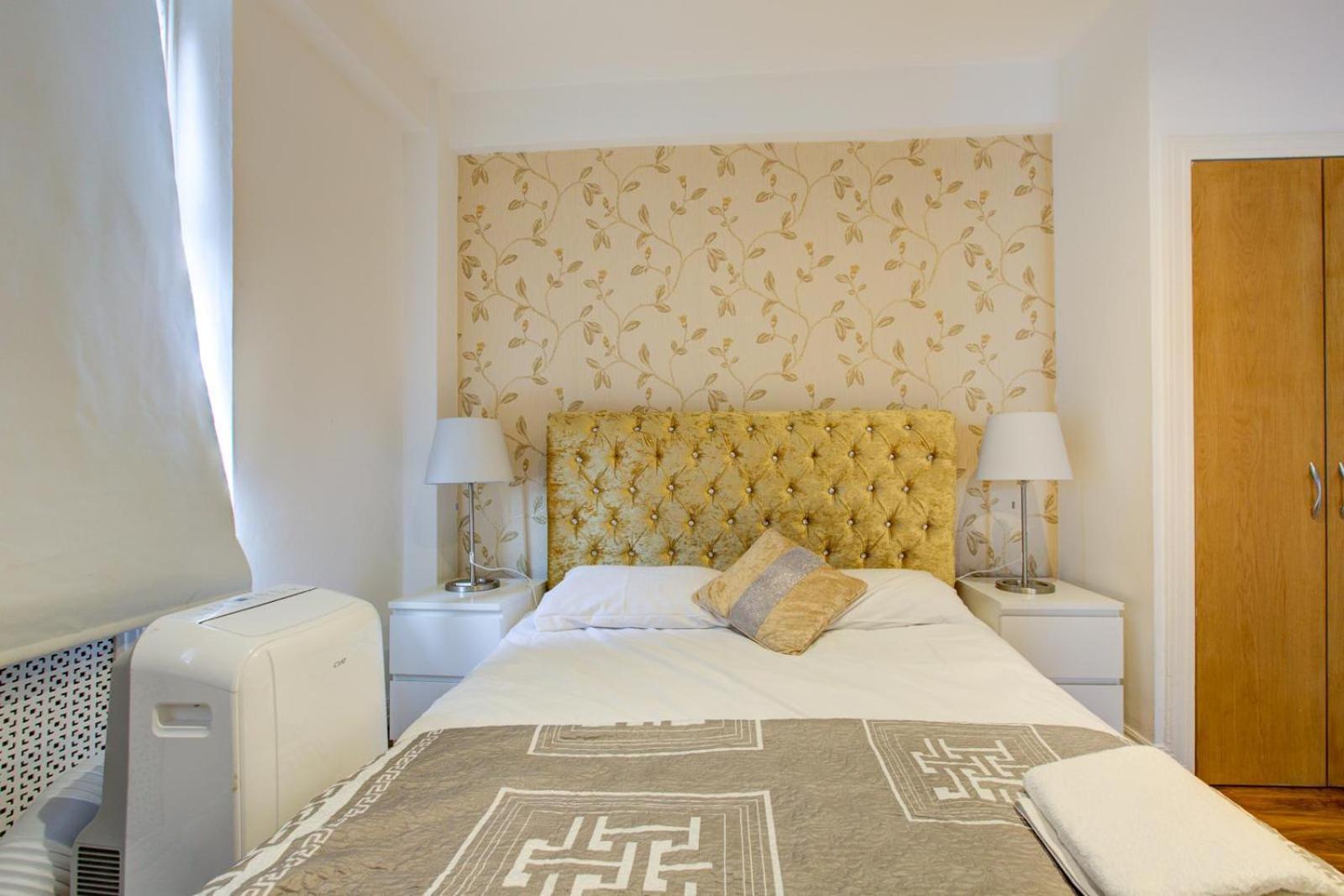 לונדון Knightsbridge Luxurious Residence - Facing Harrods מראה חיצוני תמונה